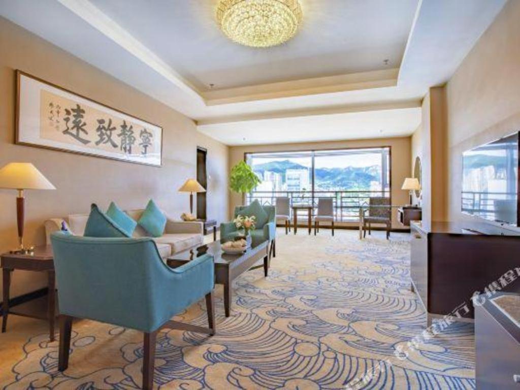 Qingdao Blue Horizon Hotel Laoshan Extérieur photo