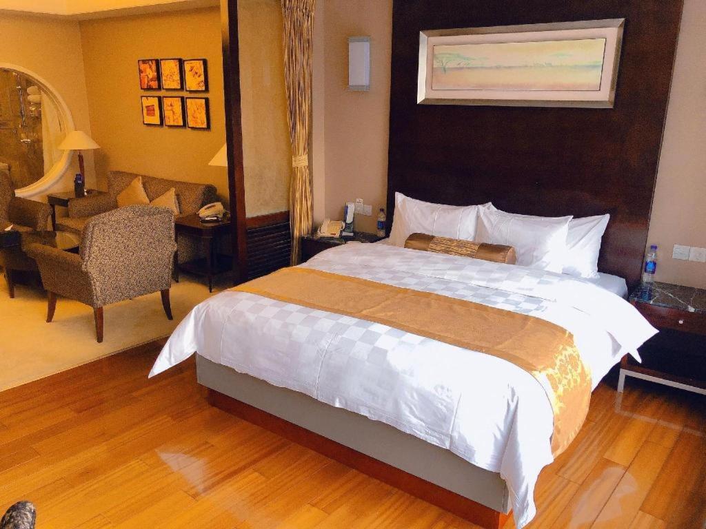 Qingdao Blue Horizon Hotel Laoshan Extérieur photo